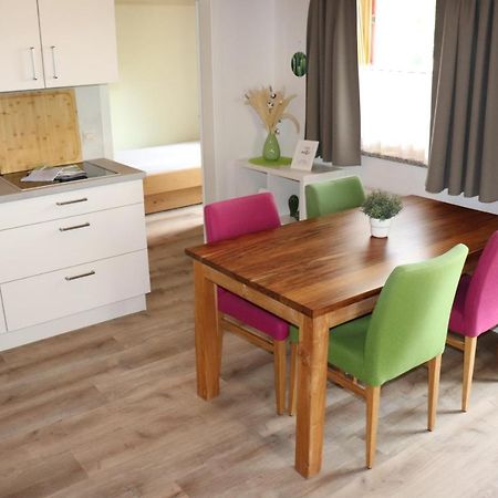 Wohnung #5 Mit Balkon - Zentrale Dennoch Ruhige Lage Mit Terrasse - Stadtbus Vor Der Tuer! Lindau  Dış mekan fotoğraf